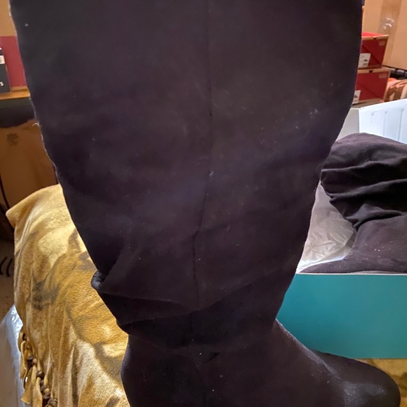 Mid calf - Picture 3 of 4